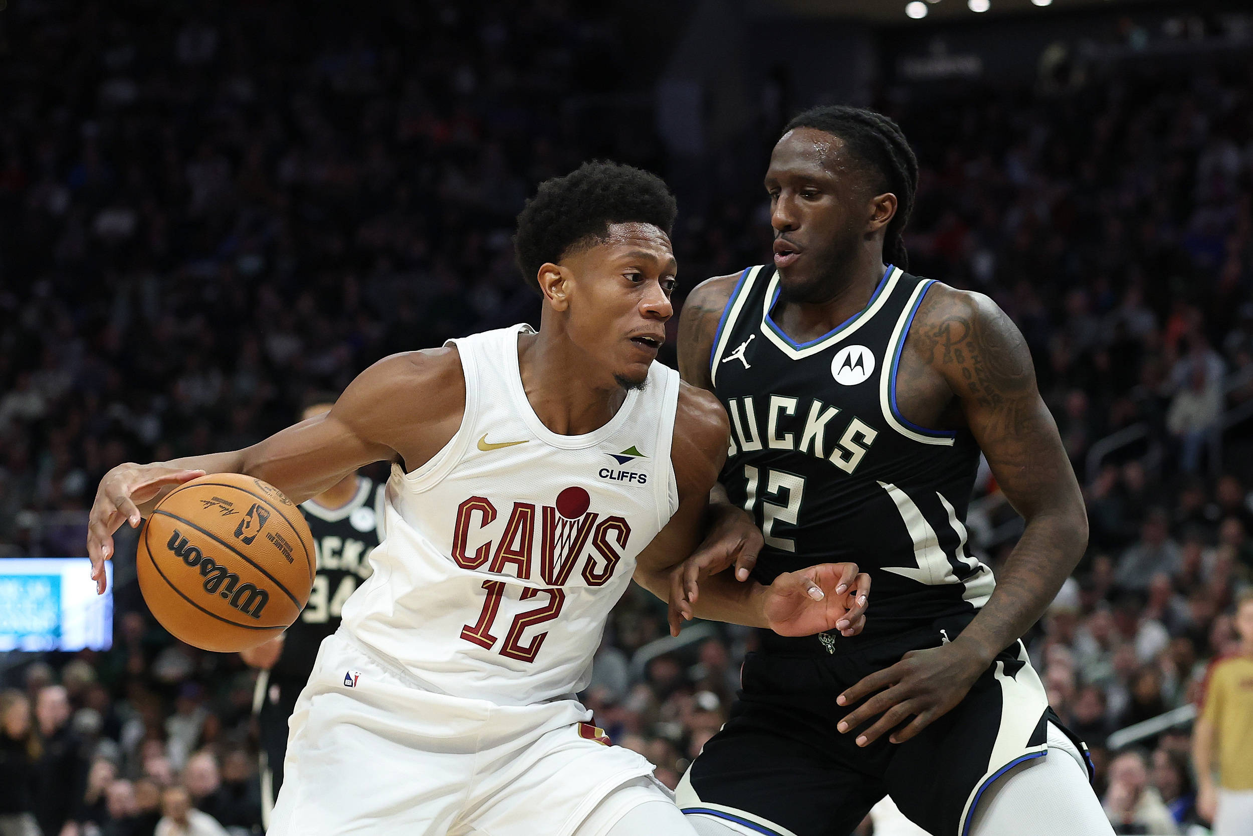 关于夏洛特黄蜂转会期强势反弹；志在欧联名次提升；目标明确；轮换策略成焦点的信息-爱游戏网址