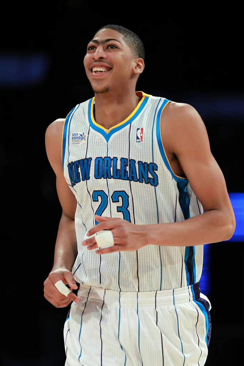 关于窗口期体能课后，新奥尔良鹈鹕内部沟通备战欧冠，管理层满意，更衣室氛围转暖的信息-爱游戏网址